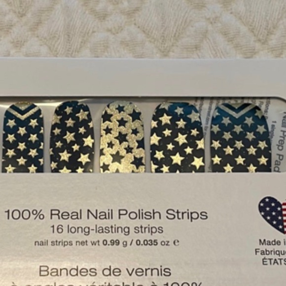 Color street nails “Salute To You” set - Picture 2 of 3